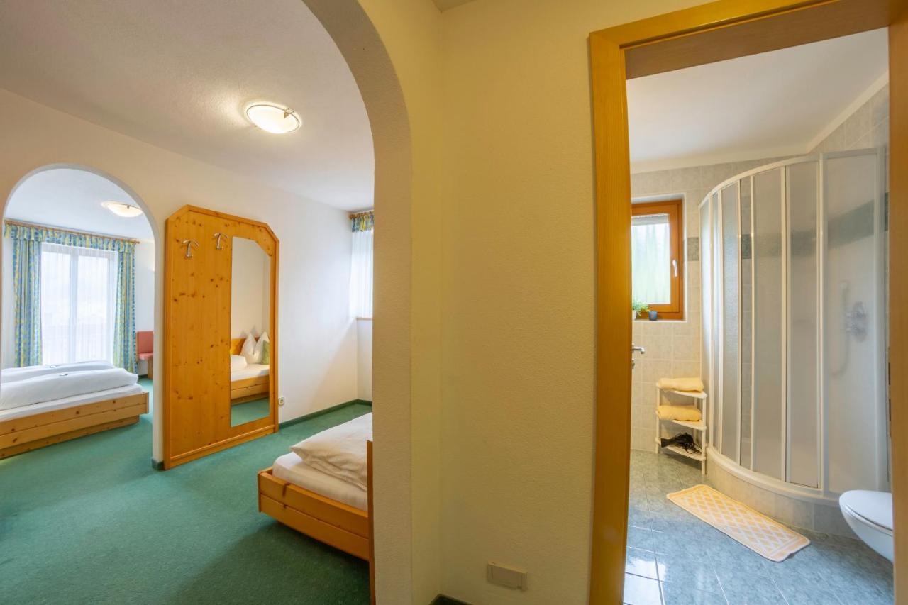 Hotel Garni Angerer Luttach Exterior foto